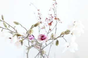 spring blooms case DIY
