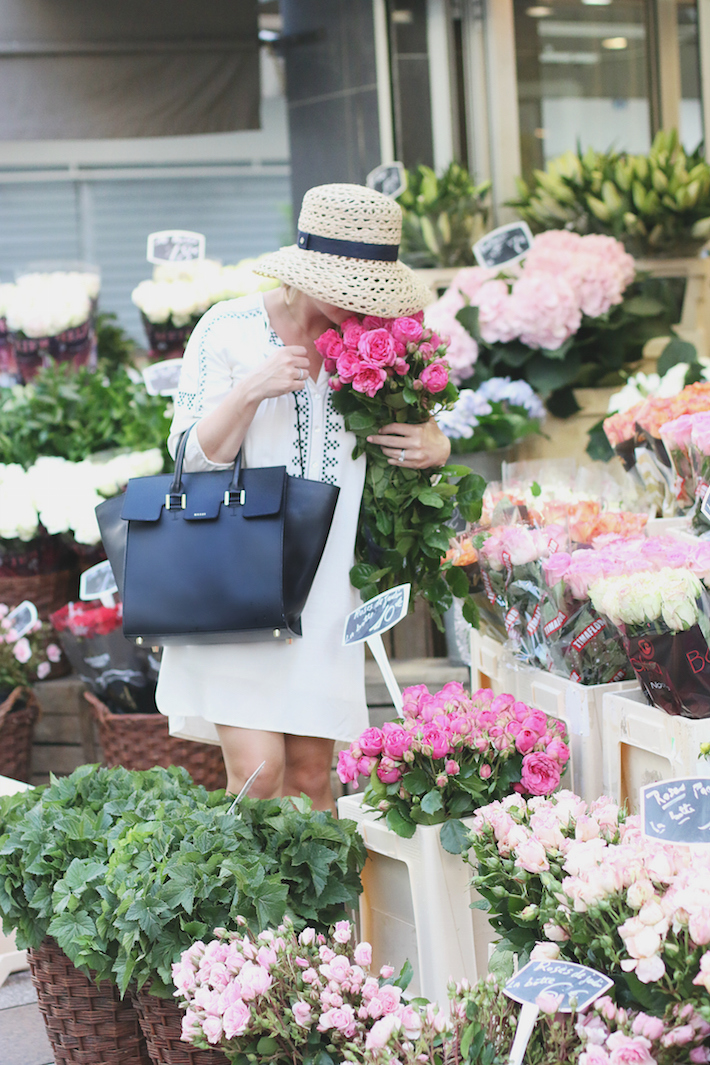 Paris Flower Market Mezzi Cosima Handbag 