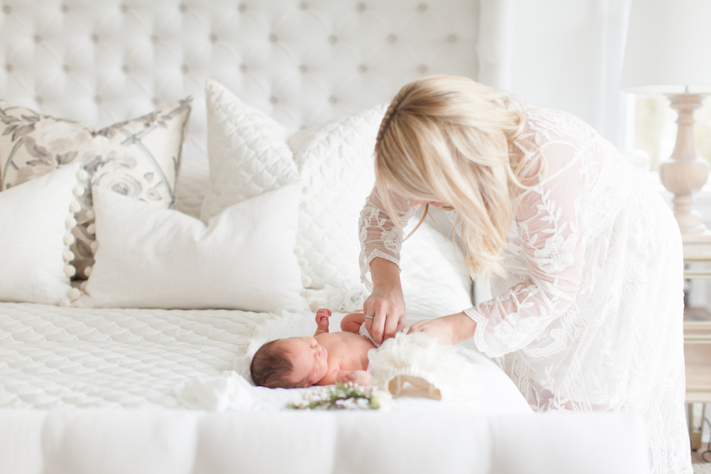 New Born photography tips by Monika Hibbs 