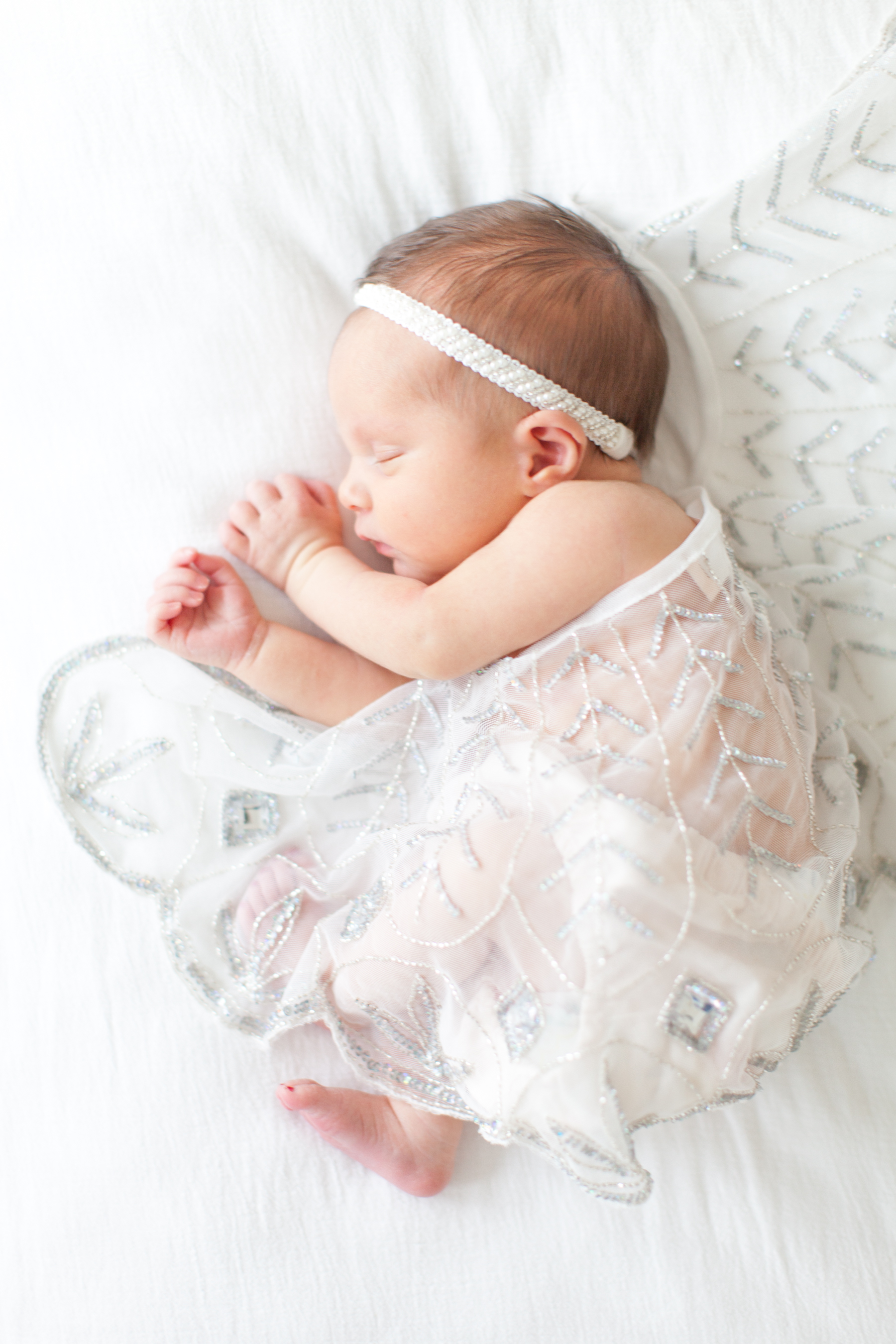 New Born photography tips by Monika Hibbs 