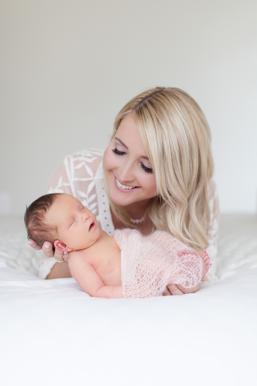 New Born photography tips by Monika Hibbs 