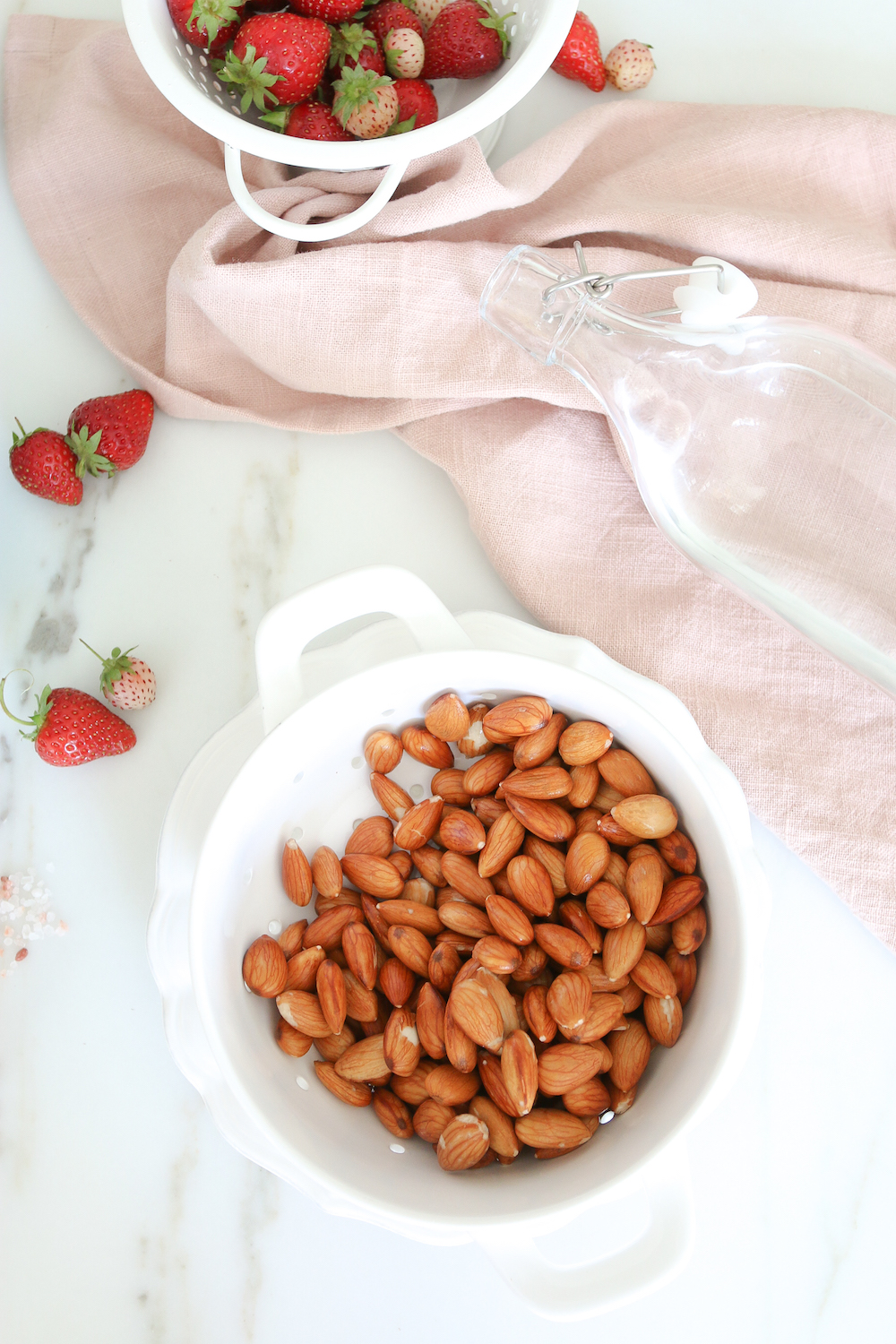 Almonds Strawberries Recipe DIY Monika Hibbs