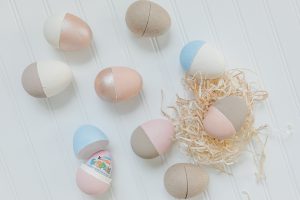 paper mâché painted easter eggs with kinder surprise