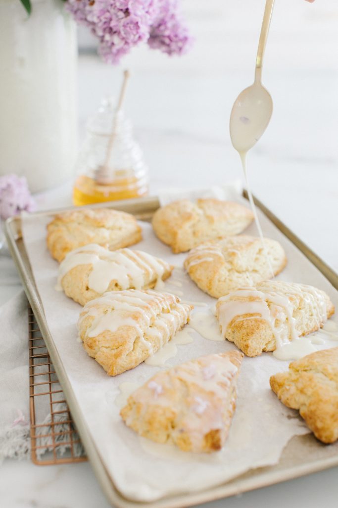 scones with white chocolate drizzle