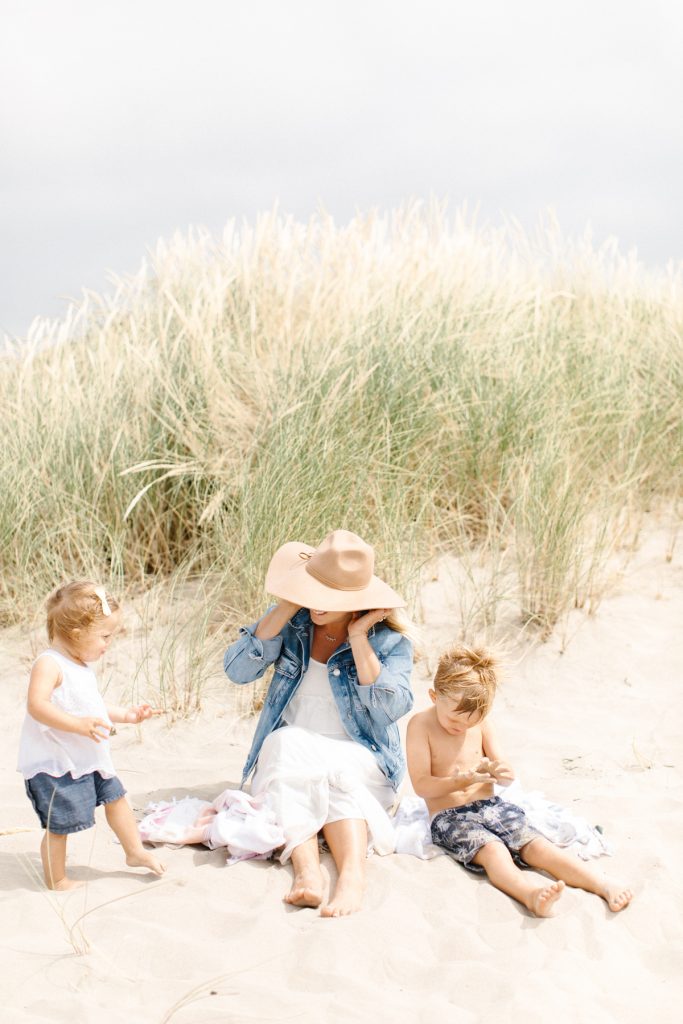 mom on the beach with kids, tall grass