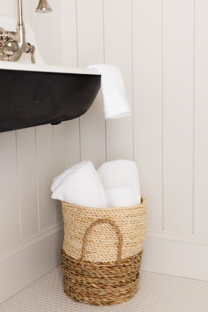 Bathroom Sing and Towel Basket
